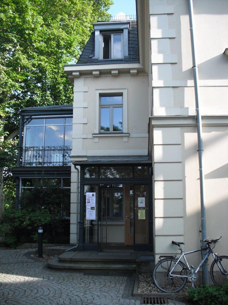 Villa Augustin, die das Erich Kästner Museum Dresden beheimatet, im August 2013